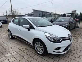  Voir détails -Renault Clio 1.5 dCi 90ch energy Zen 82g 5p à Slestat (67)