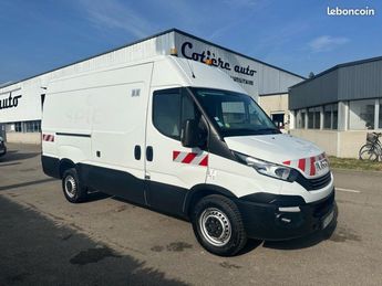  Voir détails -Iveco Daily 13990 ht fourgon l2h2 35s14 BVA à   La Boisse (01)