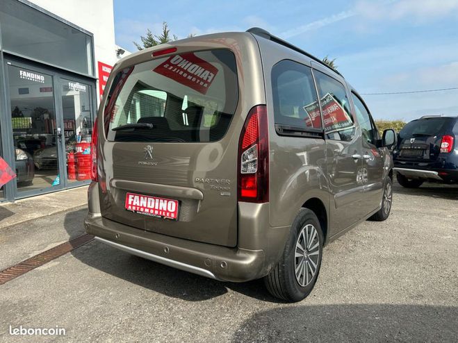 Renault Scenic 1.5 Dci 110Ch Dynamique Edc Noir de 2012