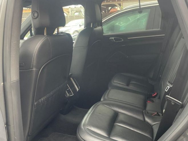 Porsche Cayenne 3.0D V6 262 Tiptronic gris de 2014