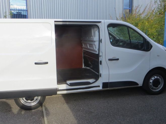 Renault Trafic 2.0 dci 120cv L1H1, 3 places. an 12/2021 Blanc de 2022