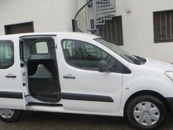  Voir détails -Citroen Berlingo 1.6 Hdi 75cv 1ere Main 3 Places à Chignin (73)