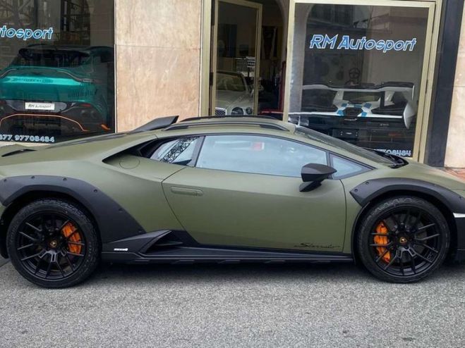 Lamborghini Huracan STERRATO Vert de 2024