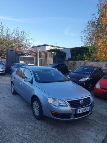  Voir détails -Volkswagen Passat 2.0 FSI 150ch Confort à Wissous (91)