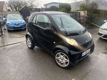  Voir détails -Smart Fortwo 50ch Pure AUTOMATIQUE à Wissous (91)