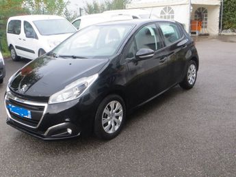  Voir détails -Peugeot 208 1.5 HDI 100 cv 1ere main carnet 5 portes à Chignin (73)