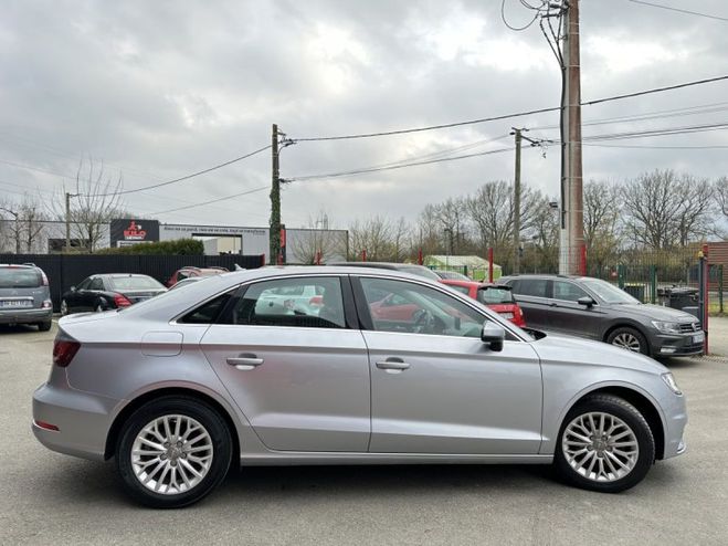 Audi A3 Design Limousine 1.6 TDI 110 2015 Gris de 2015