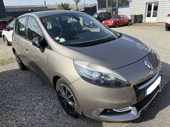  Voir détails -Renault Scenic III 1.5 dCi 110ch FAP Bose EDC à Saint-Priest (69)