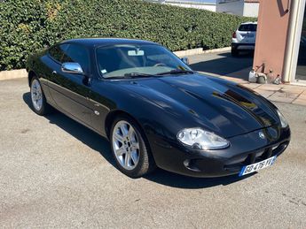  Voir détails -Jaguar XK8 COUPE 4.0 BVA à Saint-Raphal (83)