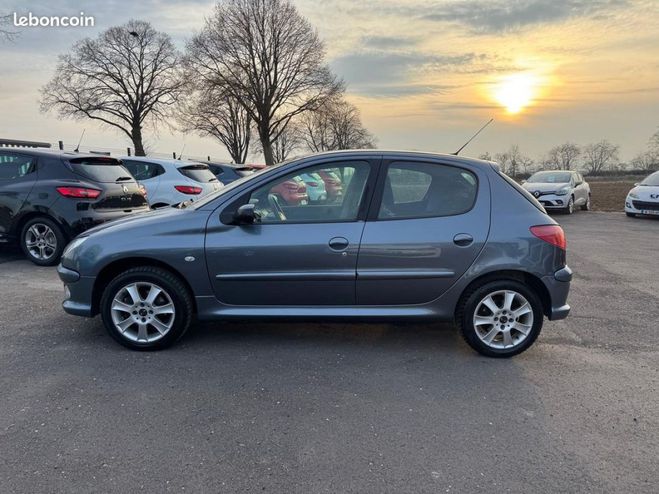 Peugeot 206 1.6 16V Trendy Boite Auto  de 2006