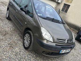  Voir détails -Citroen Xsara Picasso 1.6 hdi à Fourques (30)