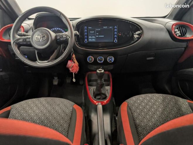 Toyota Aygo x 1.0 VVT-i 72ch DESIGN Rouge de 2022