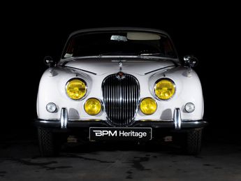 Voir détails -Jaguar MK2 240 à Ingr (45)