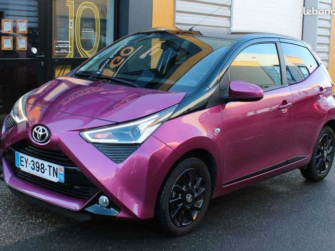 Toyota Aygo 1.0 VVTI 72 ch X-CITE Violet de 2018