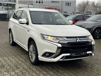  Voir détails -Mitsubishi Outlander PHEV 4WD 2,4 twin turbo à Sainte-Genevive-des-Bois (91)