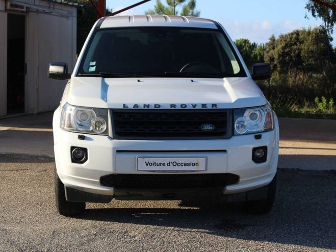 Land rover Freelander II 4X4 2.2L TD4 16V 150CV BVA6 PACK SPOR BLANC LAQUE de 2011