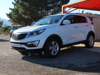  Voir détails -Kia Sportage III 2WD 1.7L CRDI 115CV BTE 6VT PACK SPO à Calvi (20)