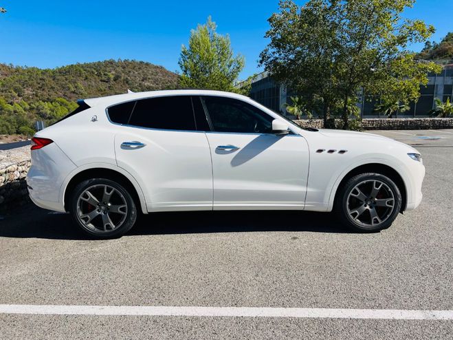 Maserati Levante GRANSPORT Q4 3.0 D 24V 275 Cv BVA8 Blanc Verni de 2017