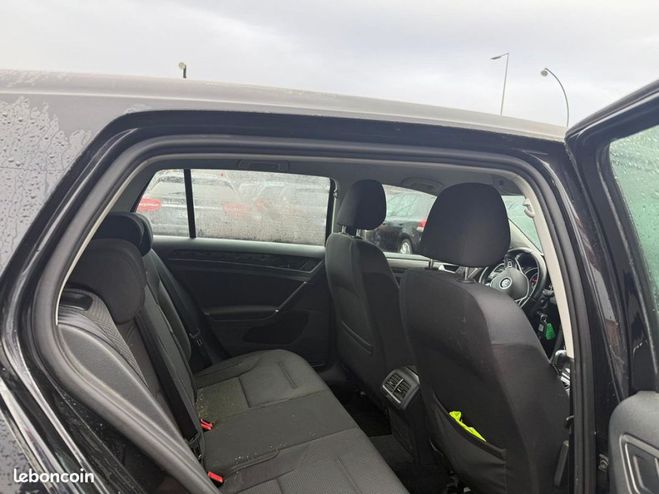 Volkswagen Golf VII 1.6 TDI 115CH BLUEMOTION TECHNOLOGY  Noir de 2018