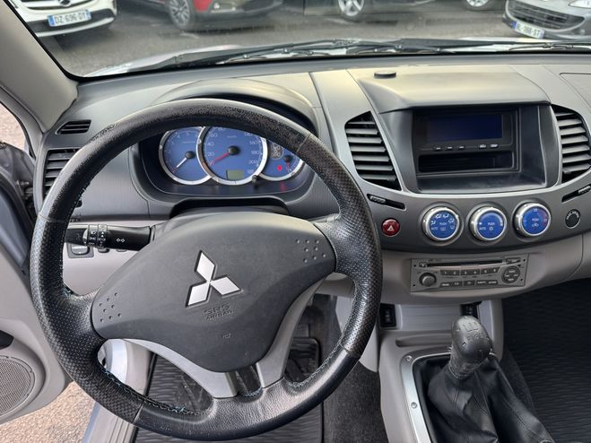Mitsubishi L 200 DOUBLE CABINE INSTYLE GRIS de 2006