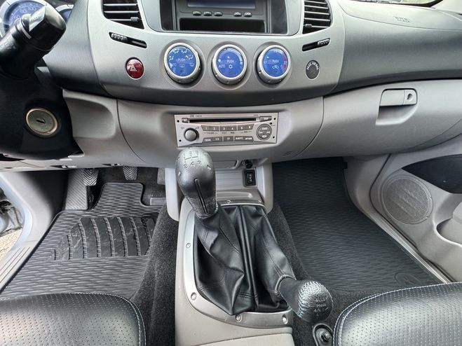 Mitsubishi L 200 DOUBLE CABINE INSTYLE GRIS de 2006