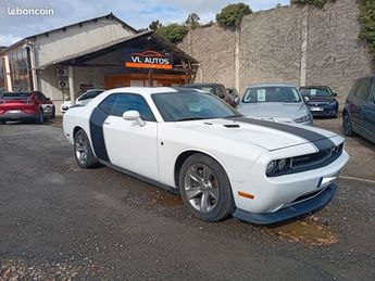  Voir détails -Dodge Challenger Belle RT 5.7 L V8 380 cv Bote automatiq à Gleiz (69)