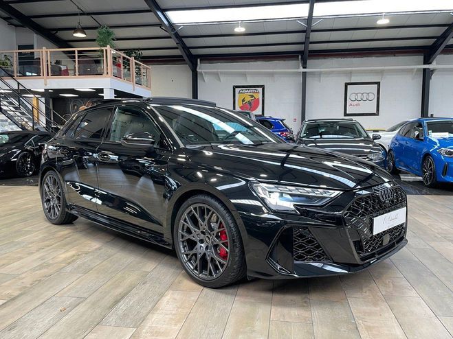 Audi RS3 Sportback FACELIFT 2025 - 2.5L TFSI 400  Noir Mtallis de 2025