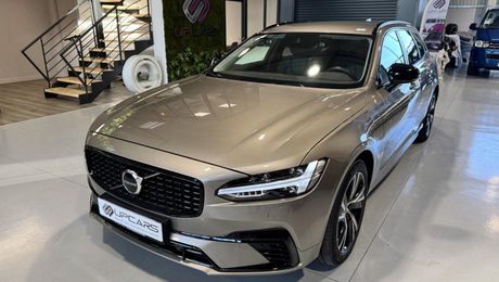 Volvo V90 II T8 AWD Recharge 303 + 87ch R-Design E 2021 d'occasion a Valence (26)