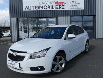 Voir détails -Chevrolet Cruze 1.8 16V 141 LTZ 5P à Nonant (14)
