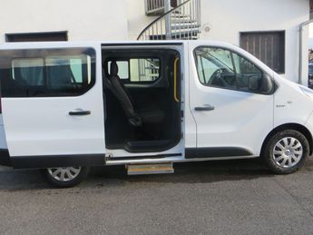  Voir détails -Renault Trafic Combi L1 dCi ,1ere main , carnet, 68 000 à Chignin (73)
