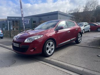  Voir détails -Renault Megane III 1.9 DCI 130CV à Darntal (76)