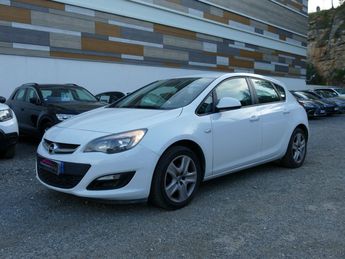  Voir détails -Opel Astra 1.4 TWINPORT 100 Ch EDITION BVM5 à  La Ciotat (13)