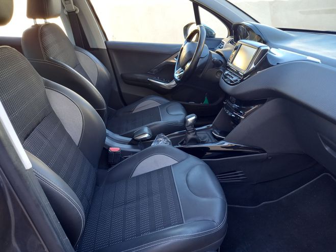 Peugeot 2008 1,2 Puretech Allure 110 CH  de 2016