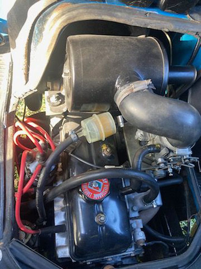 Renault Estafette  pick-up R 2137 allongee ( RARE ) Essence  de 1974