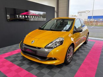  Voir détails -Renault Clio III 2.0 16V 203 Sport Luxe à Pont-l'vque (14)