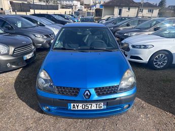  Voir détails -Renault Clio 1.5 dCi - 80cv à vreux (27)