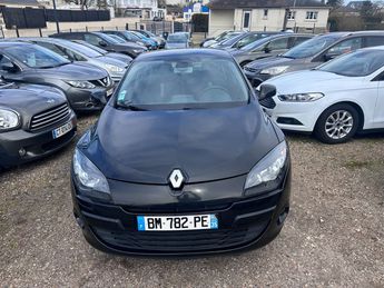  Voir détails -Renault Megane III ESTATE 1.5 dCi 90 FAP eco2 Authentiq à vreux (27)