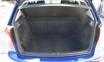  Voir détails -Volkswagen Golf 5 1.4i Comfortline à Kuurne (85)