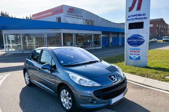  Voir détails -Peugeot 207 1.6i Excutive à Burnhaupt-le-Haut (68)