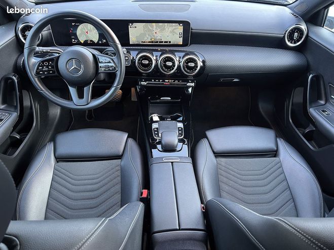 Mercedes Classe A 200 163 Ch Style Line 7G-DCT Camera Pano Noir de 2018