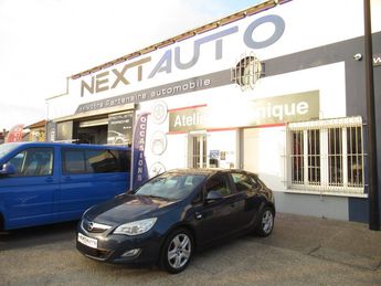  Voir détails -Opel Astra SPORTS TOURER 1.3 CDTI95 FAP ENJOY ECOF  à  Le Coudray-Montceaux (91)