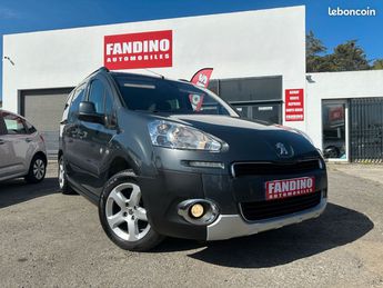  Voir détails -Peugeot Partner Tepee 1.6 Hdi 92Ch Outdoor à Pavie (32)