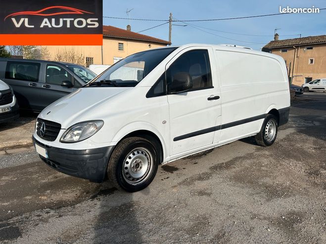 Mercedes Vito frigorifique 2.2l 109 CDI 95cv Anne 200 Blanc de 2008