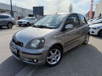  Voir détails -Toyota Yaris 1.5 TS 105 3P SPORT 1re Main à Saint-Martin-d'Hres (38)