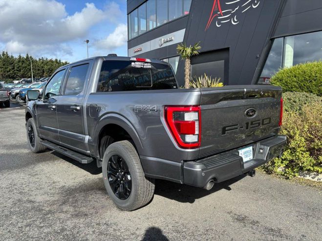 Ford F150 Supercrew LARIAT Black Package V8 5.0L F Gris de 2023