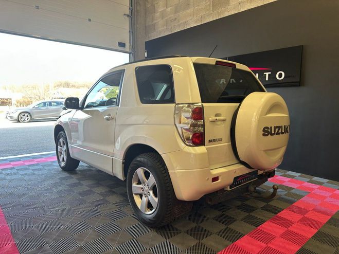 Suzuki Grand Vitara 3 Portes 4WD 1.9 DDiS 129 cv - Gtie 3 mo Blanc de 2010
