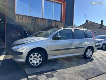  Voir détails -Peugeot 206 SW 1.4 HDI URBAN à Morsang-sur-Orge (91)