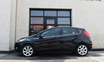  Voir détails -Ford Fiesta 1.25i Champions League à Kuurne (85)