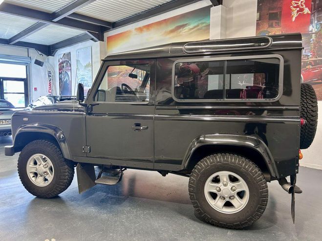 Land rover Defender 90 2.4 4 places Station Wagon NOIR de 2010