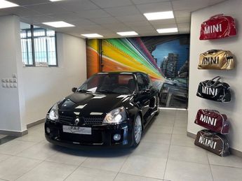  Voir détails -Renault Clio V6 PHASE II 255CV à Montgeron (91)